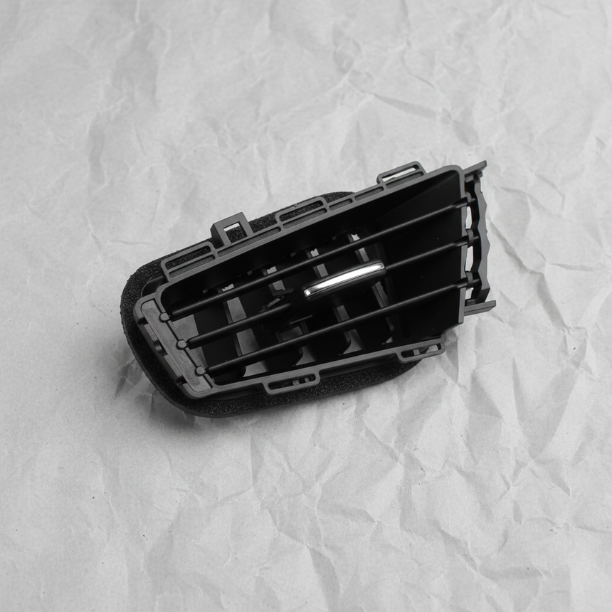 2017-2026 Cadillac XT5 XT6 Passenger Side Instrument Panel Outer Air Outlet Vent OEM