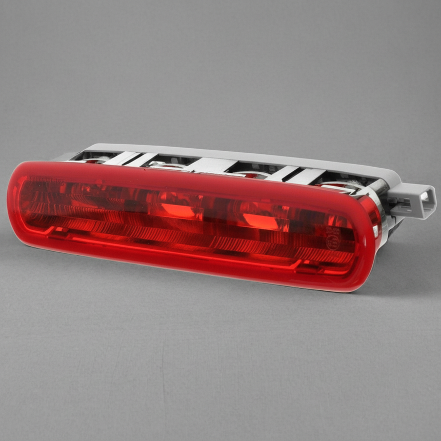 2015-2024 Dodge Promaster City Center High Mount 3rd Stop Lamp Light - Middle Detail