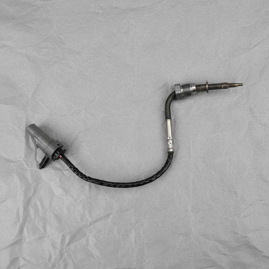 Genuine GM OEM Exhaust Gas Temperature Sensor 3.0L Diesel - Full View 2