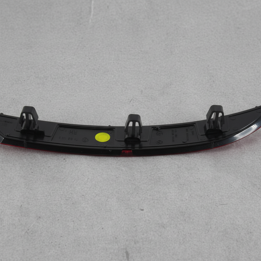 2022-2025 Volkswagen Jetta OEM Passenger Side Rear Bumper Reflector
