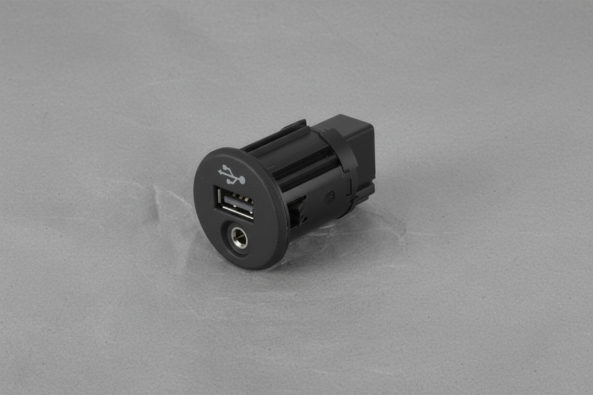 2017-2021 Nissan Frontier Audio Auxiliary and USB Jack OEM