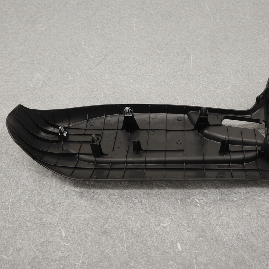 Nissan Seat Side Trim Top Detail 2