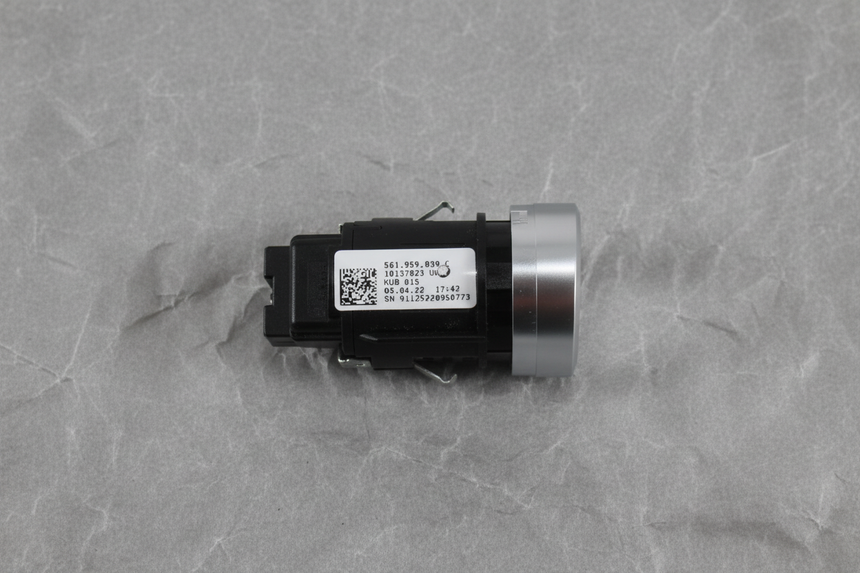 2012-2016 Volkswagen Passat OEM Engine Start Stop Button