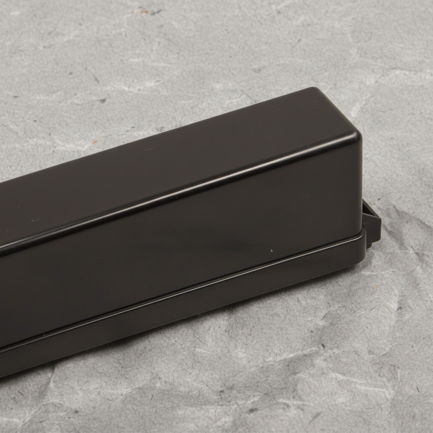 Nissan Pathfinder Relay Box Side Cover Top Detail 2