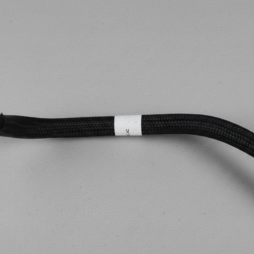 Ford F-250/F-350 Power Steering Return Hose - Middle Detail