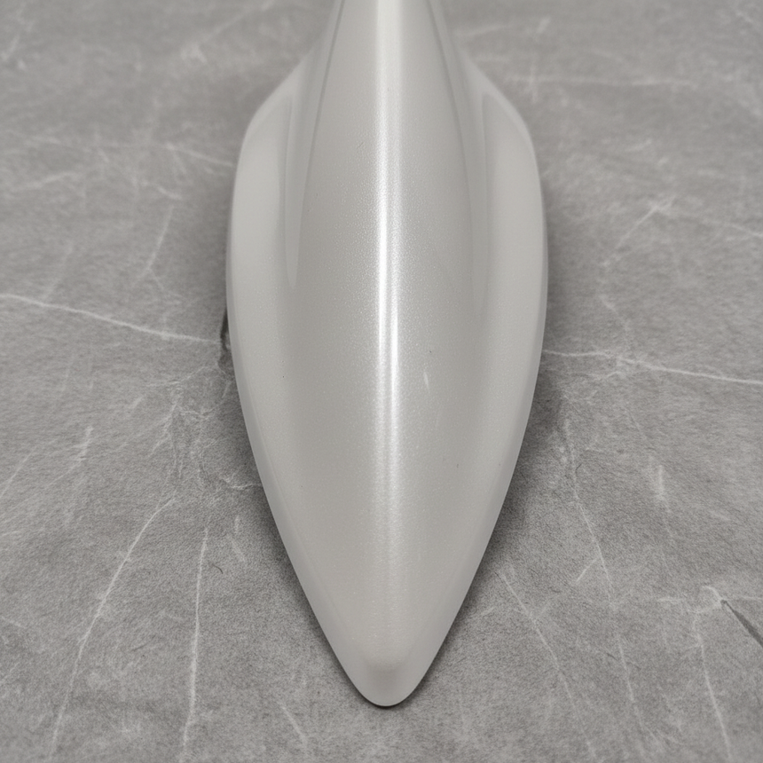 GM Antenna - Middle Detail 1