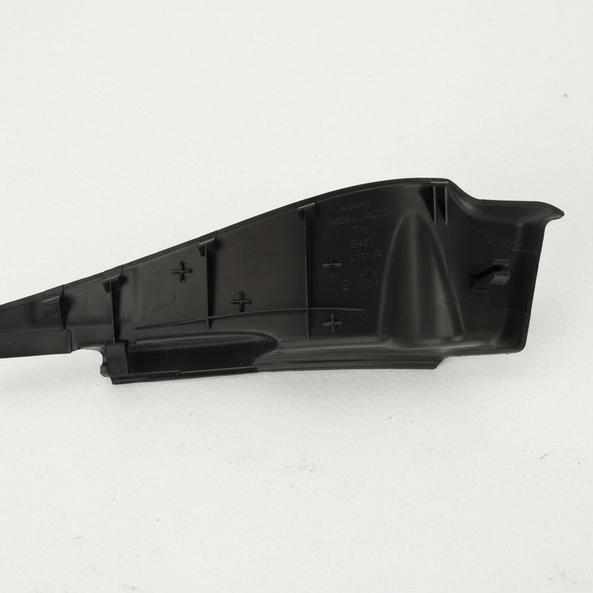 Nissan Altima Coupe Fender Cover Top Detail 2