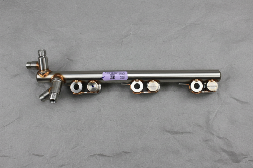 2015-2020 Ford 2.7 F-150 MKX Fusion Edge Passenger Side Fuel Injector Rail OEM