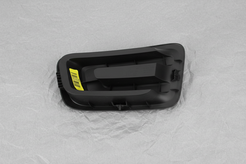 2016-2019 Nissan Titan Driver Fog Light Trim Bezel No Fog Lamps OEM
