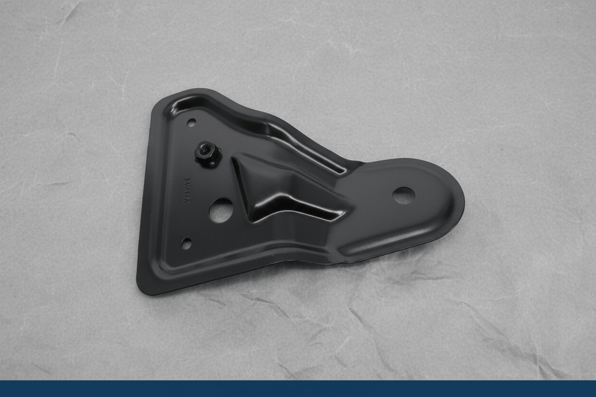 18-24 Honda Odyssey Passenger Side Front Fender Bracket Genuine OEM