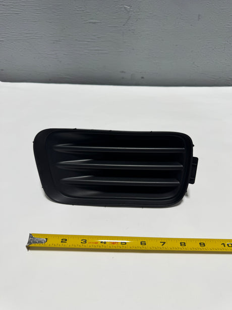2004-2005 Acura TSX Passenger Side Front Bumper Fog Light Cover OEM Genuine