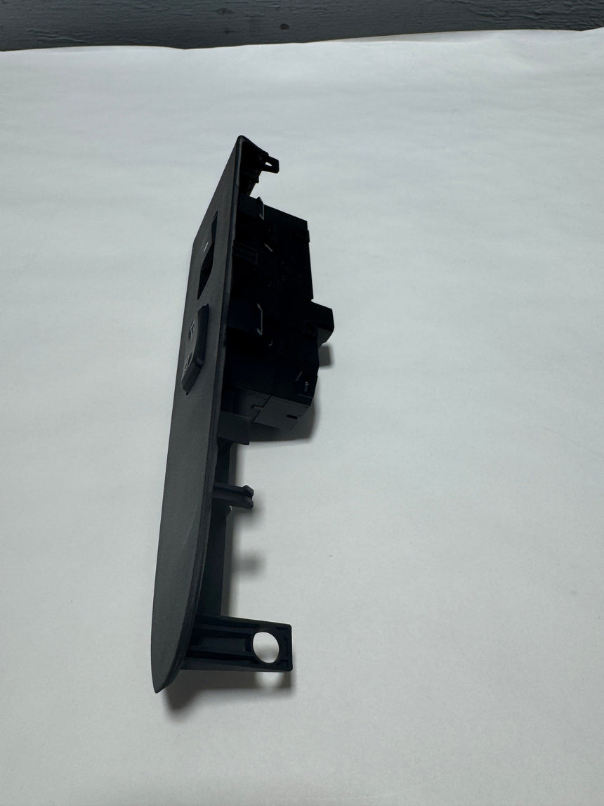 2011-2017 Kia Sportage Front Passenger Side Window Switch With Bezel OEM