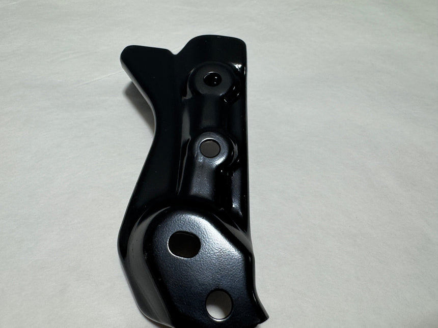 2012-2016 Honda CR-V Driver SIde Front Fender Stay Bracket Genuine OEM New
