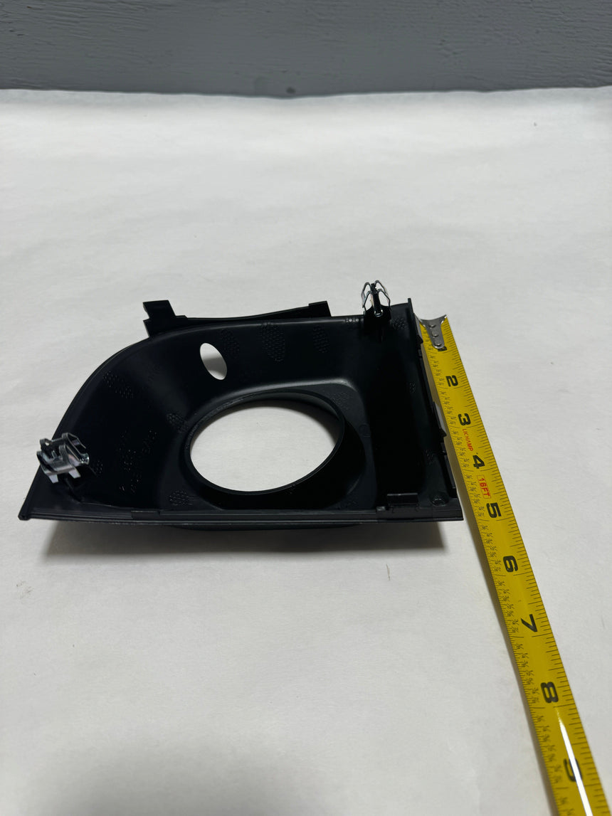 2012-2017 Fiat 500 Passenger Side Front Fog Light Lamp Grille Bezel