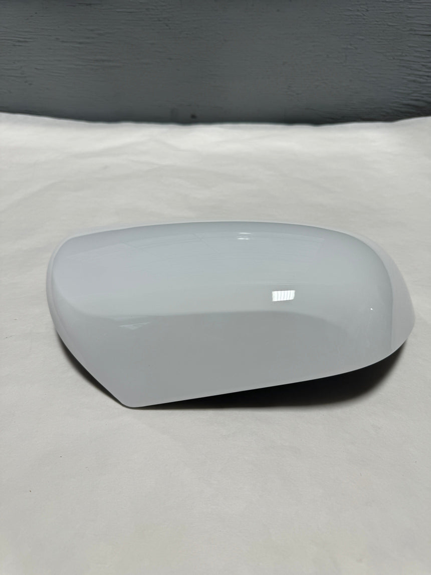2012-2020 Sienna LE, SE or XLE Passenger Side Mirror Cover Super White 040 OEM