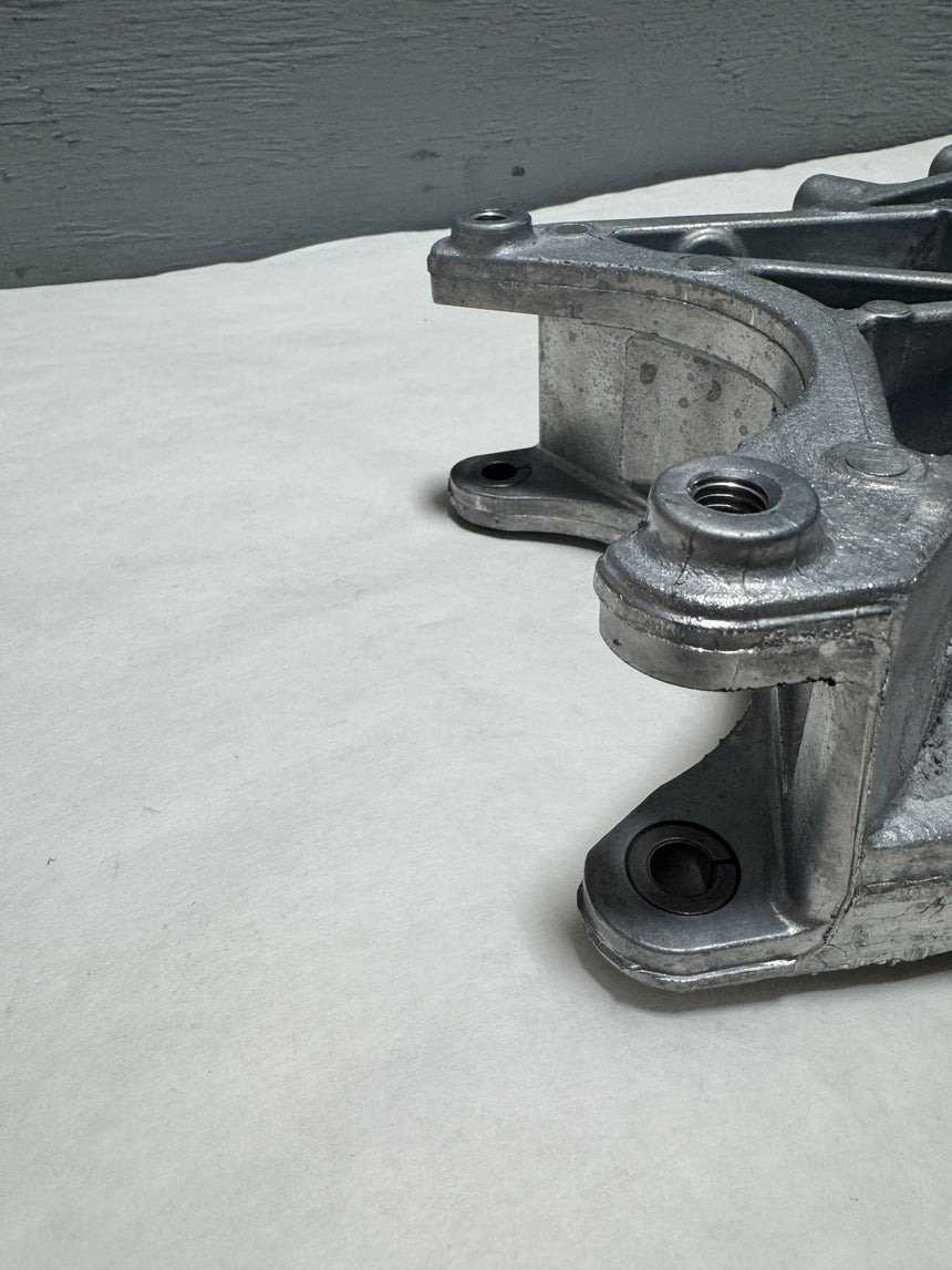 2013-2016 Silverado Sierra 2500 HD 6.6 Diesel Passenger Side Alternator Mount Bracket OEM