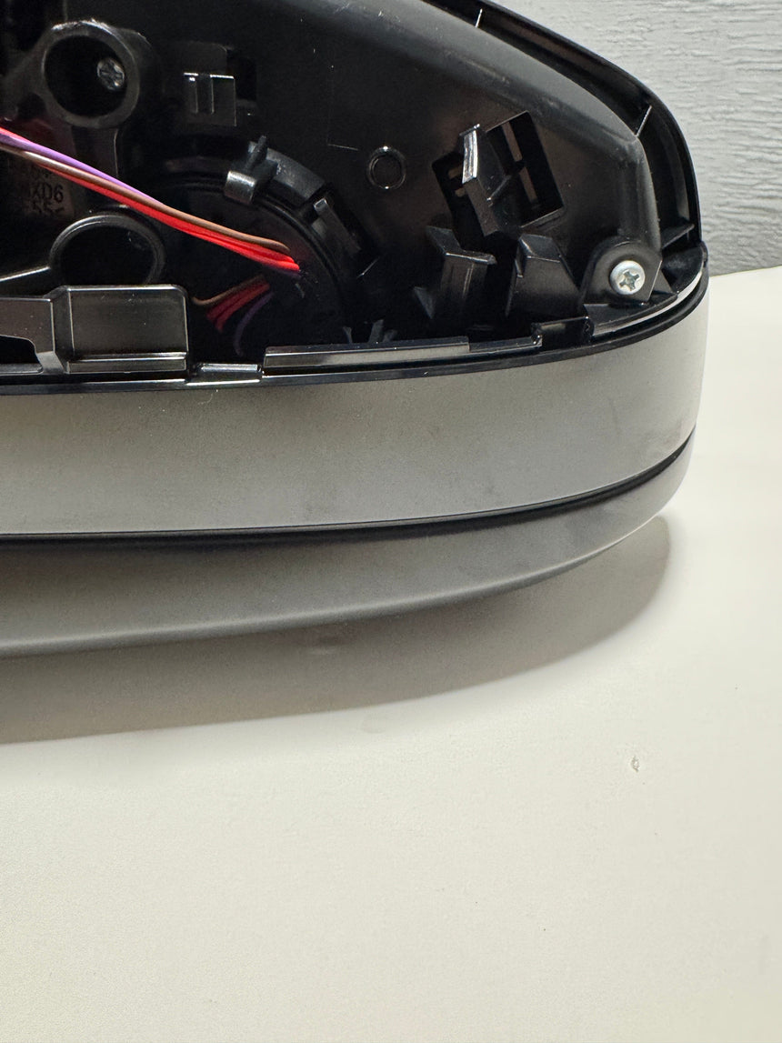 2014-2022 Toyota 4Runner Driver Side Power Mirror Without Signal Lamp - No Back Cap - No Puddle Lamp