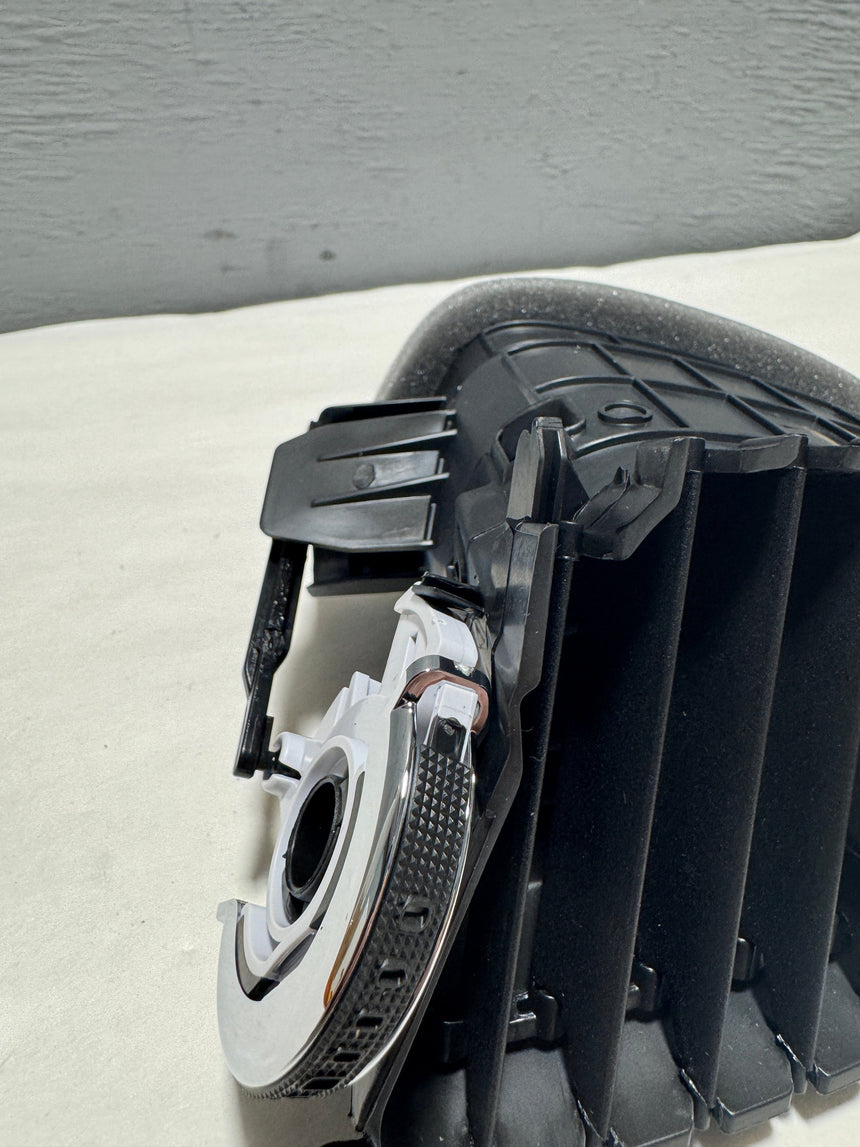 2014-2023 Jeep Cherokee Center Driver Side Dash A/C Heat Air Vent OEM