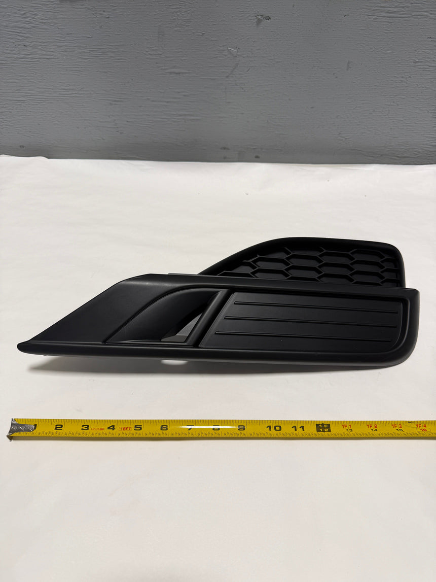 2015-2016 Honda CR-V LX or SE Passenger Side Fog Light Hole Cover No Fog Light Hole.