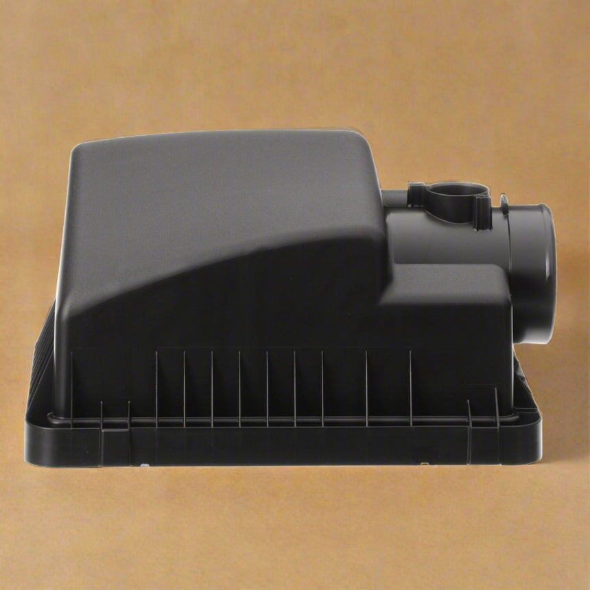2015-2018 Mazda 6 or 3 2.5 Engine Air Cleaner Intake Box Top Cover Housing OEM