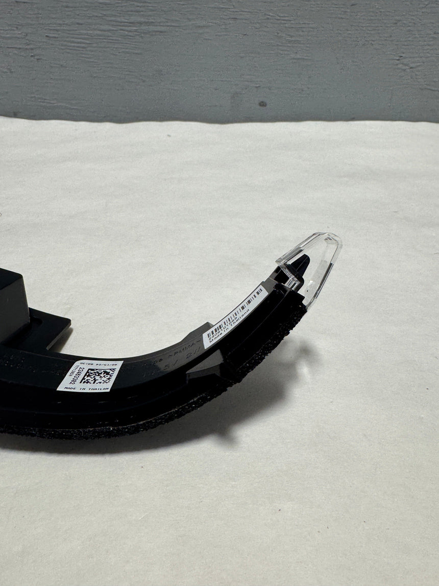 2015-2020 Cadillac Escalade Passenger Side Mirror Turn Signal Lamp OEM