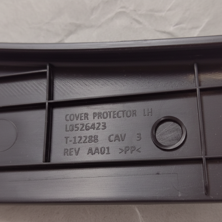 2015-2020 Tahoe Yukon Driver Seat Finish Panel Trim BlackHeated W/o Massage