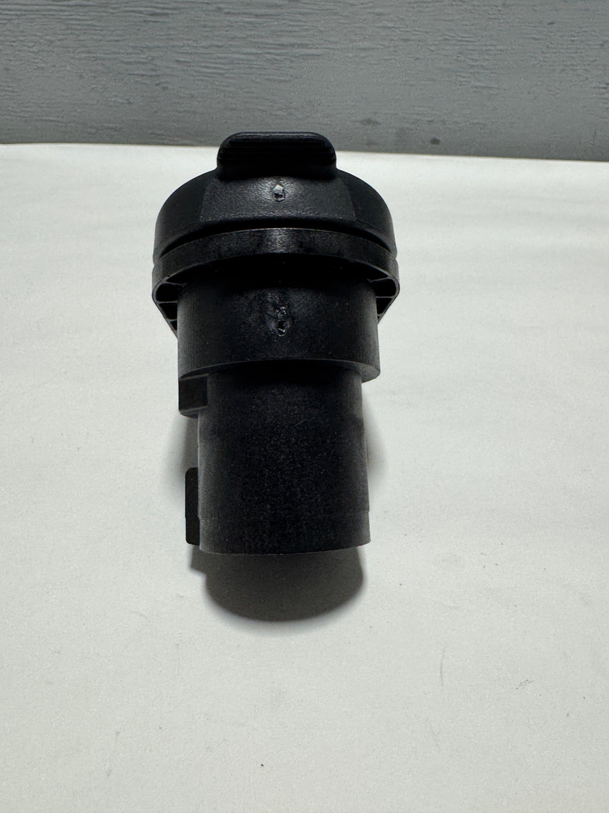 2015-2022 Canyon Colorado Rear Bumper Trailer Tow Hitch Receptacle Plug OEM