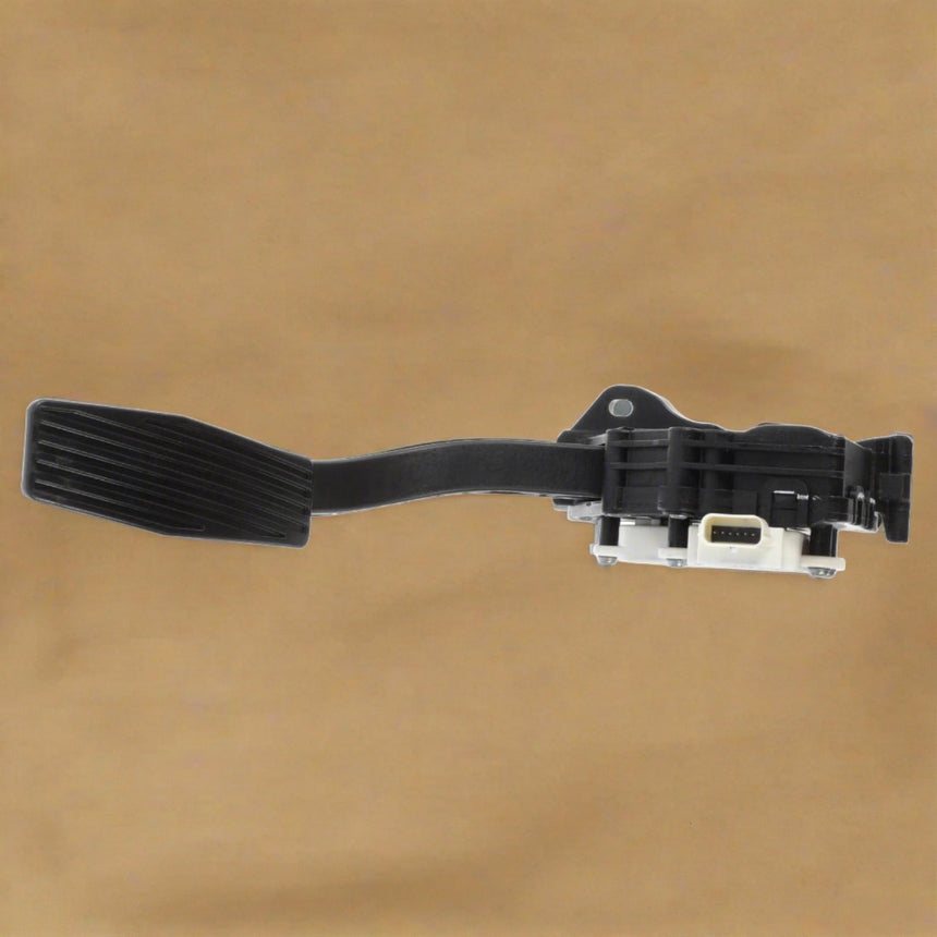 2015-2022 Chevrolet Trax Buick Encore Accelerator Pedal With Sensor OEM