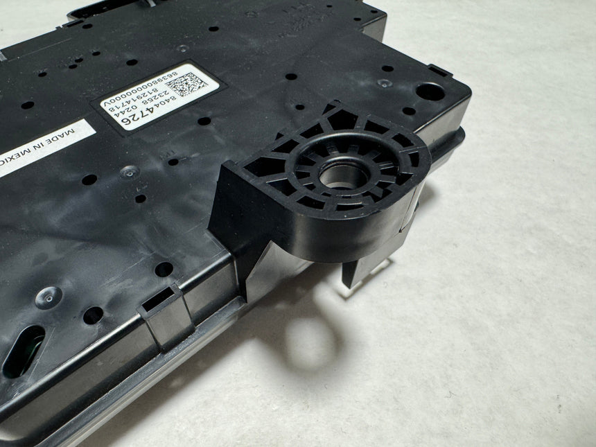 2016-2017 Camaro Rear Fuse Box Number On Current Box Must Be 4726