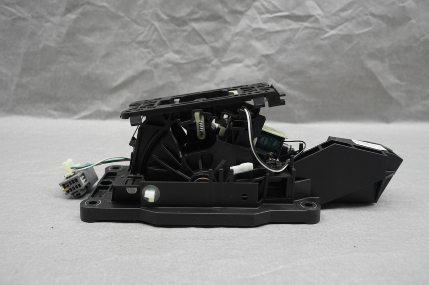 2016-2017 Ford Explorer Transmission Gear Shift Lever Genuine OEM