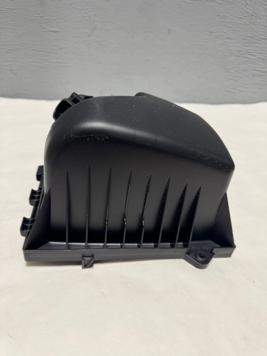 2016-2019 Buick Encore 1.4 Air Cleaner Housing Cover OEM