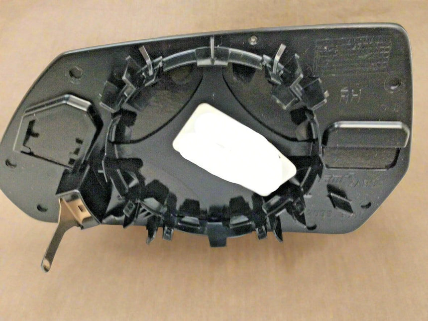 2016-2019 Chevrolet Camaro Passenger Side Power Mirror Glass Non Auto Dimming OEM