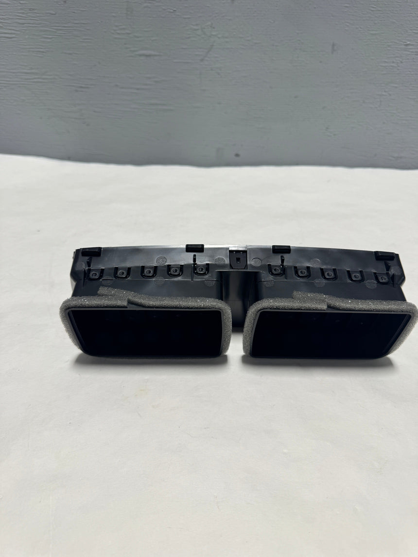 2016-2019 Ford Explorer Dual Center Dash Air Vent OEM