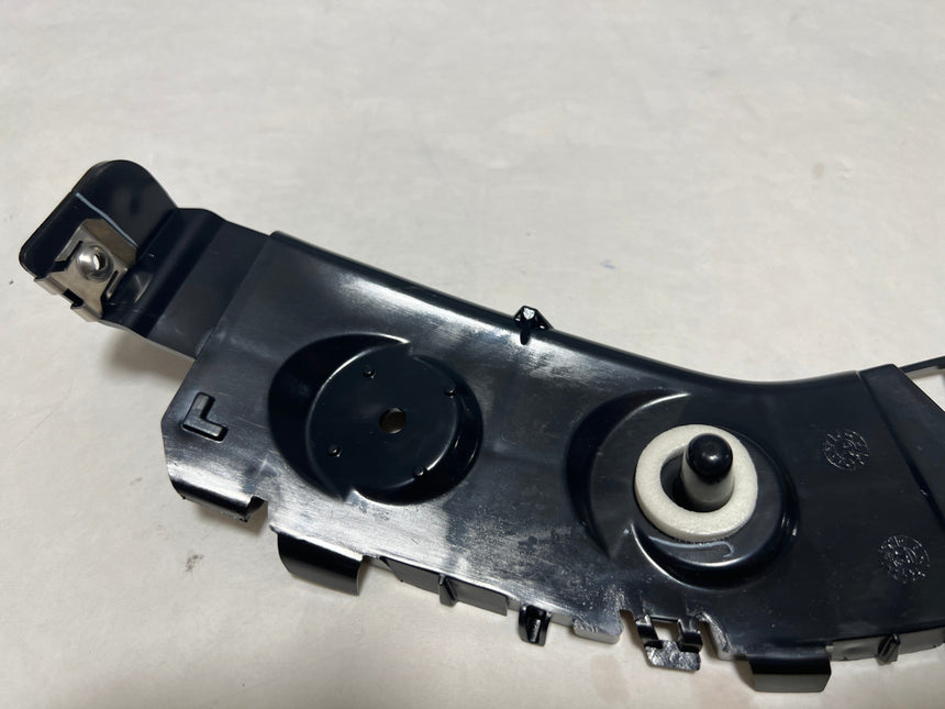 2016-2019 Ford Explorer Passenger Side Rear Bumper Cover Side Mount Bracket