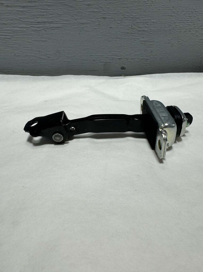2016-2022 Chevrolet Spark Front Side Door Check Link Fits Either Side OEM