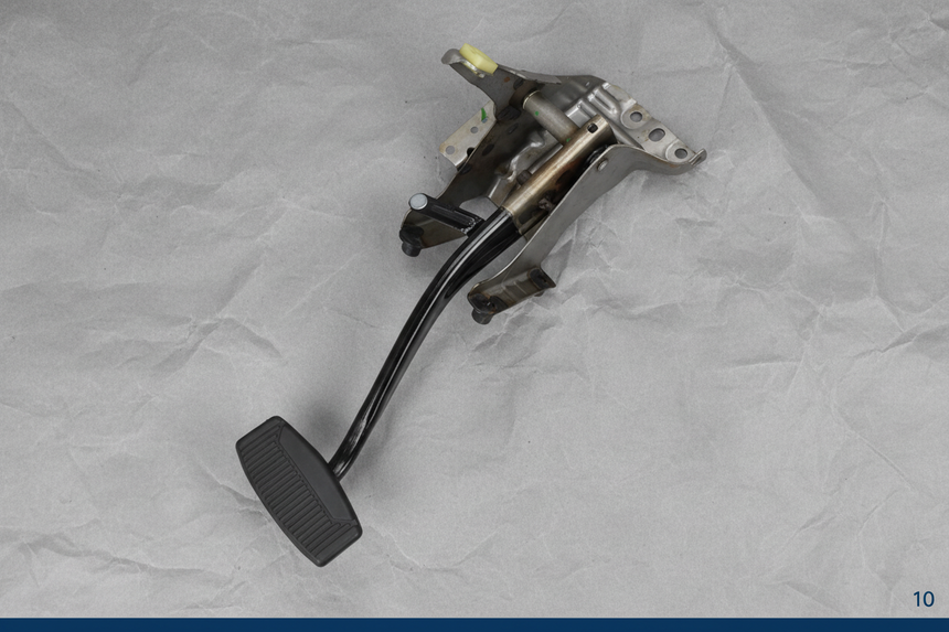 2017-2019 Ford F-250 F-350 F-450 Super Duty Brake Pedal Genuine OEM