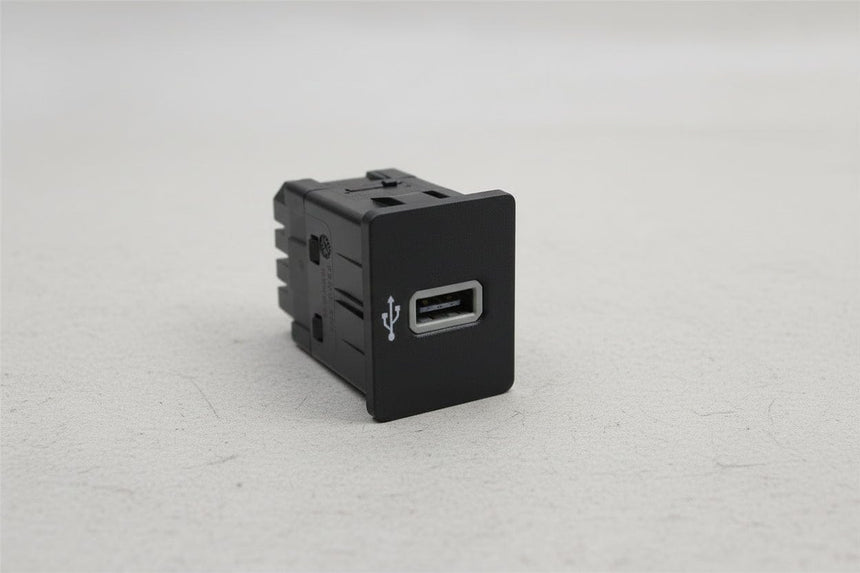 2017-2021 Lincoln MKZ Nautilus USB Port Interface Module Genuine OEM