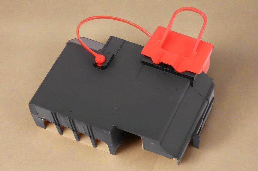 2017-2025 Chevrolet Malibu Under Hood Auxiliary Small Fuse Box Cover Genuine OEM