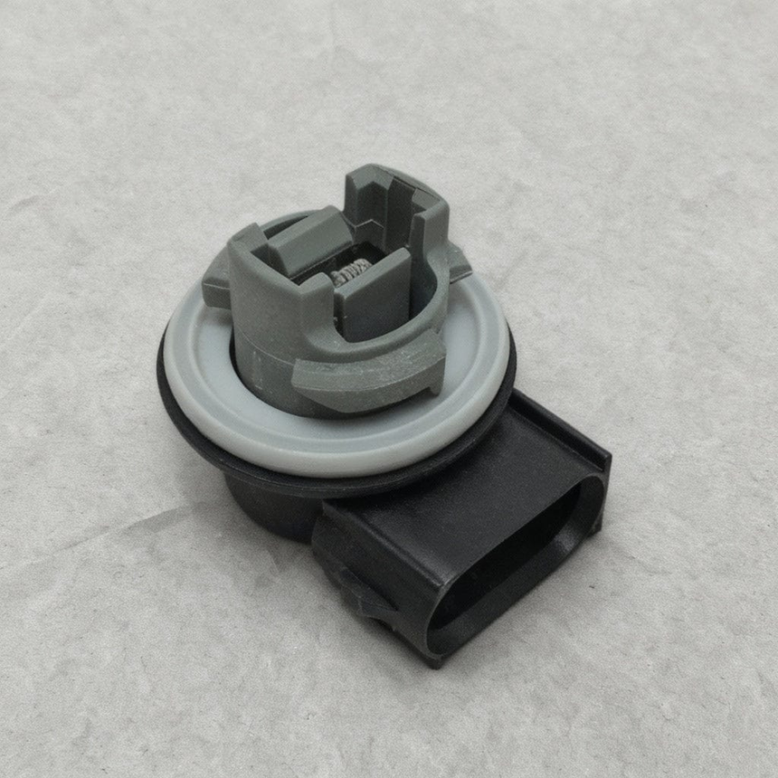 2017-2025 Ford Super Duty Tail Lamp Turn Signal Stop Lamp #3157 Bulb Socket OEM