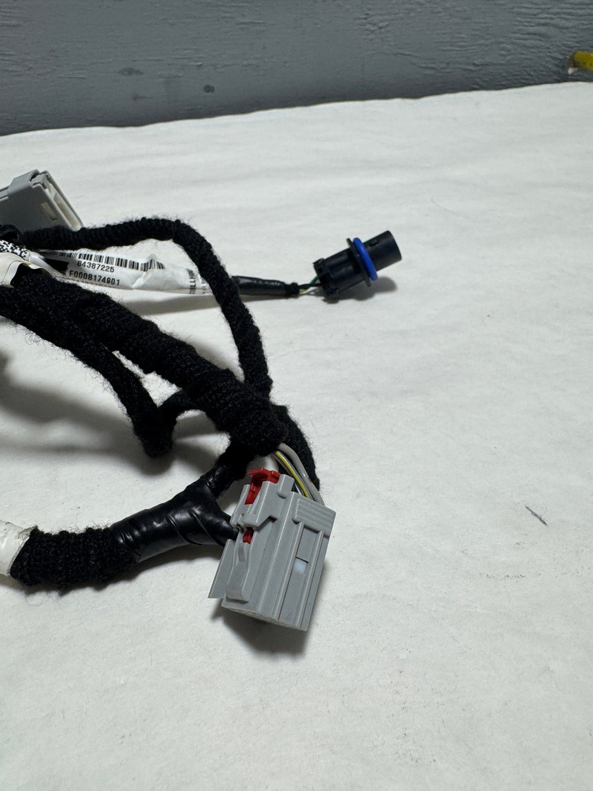 2018-2019 GMC Acadia License Plate Light Wiring Harness For Surround View Equipped Only