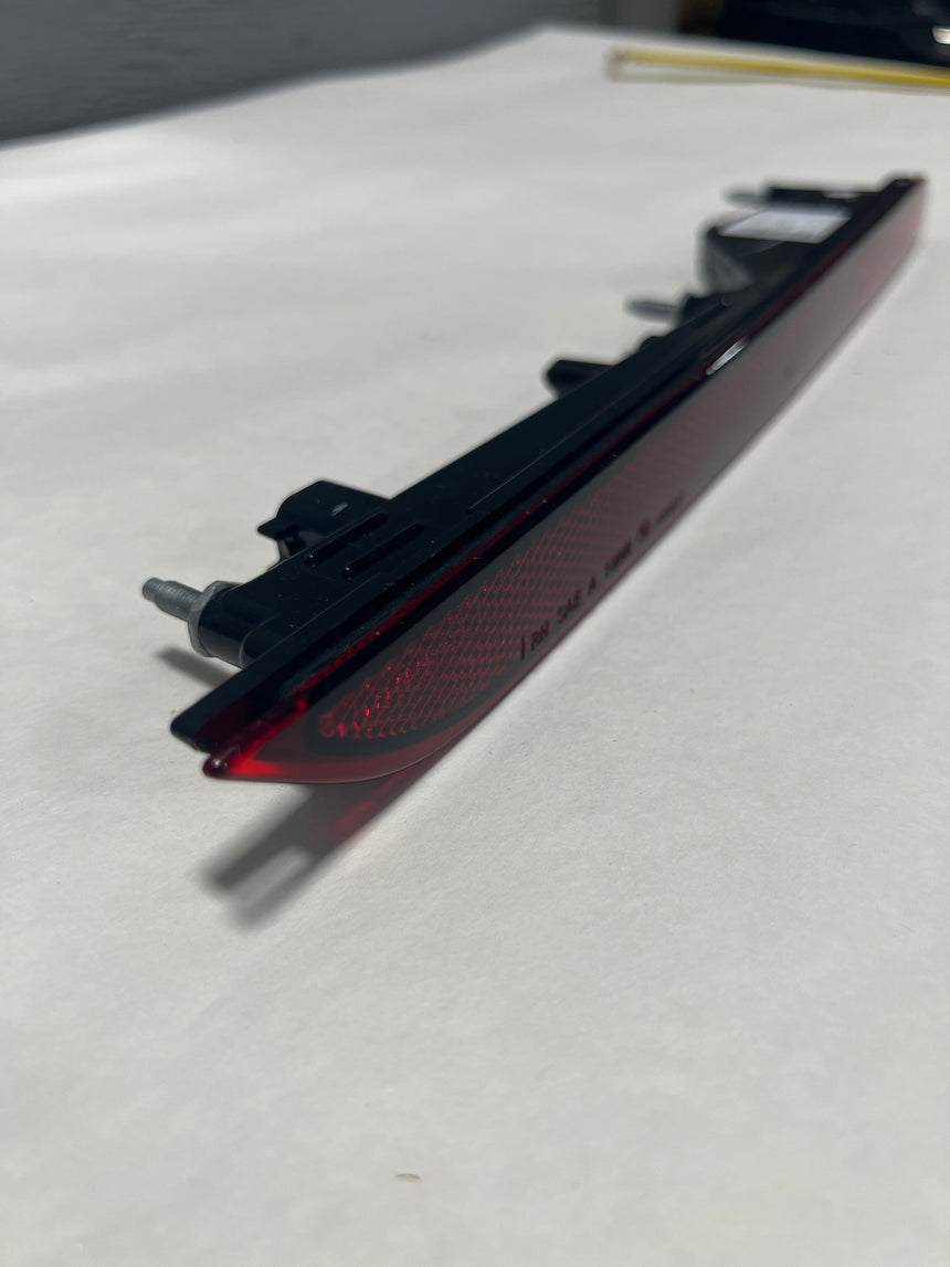 2018-2021 Lincoln Navigator Passenger Side Rear Bumper Reflector