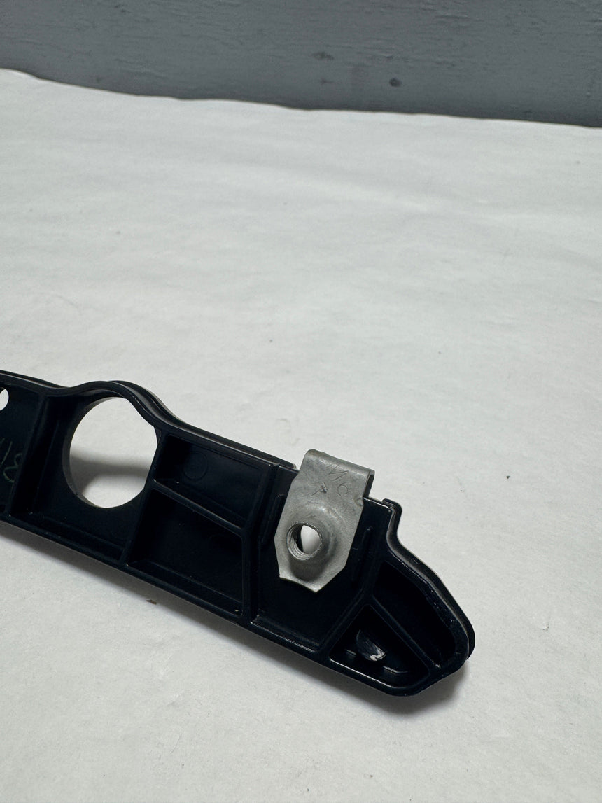 2018-2022 Ford EcoSport Driver Side Front Bumper Cover Bracket OEM