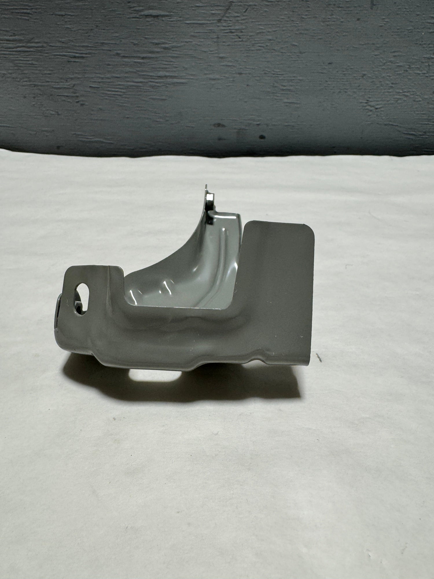 2018-2022 Kia Sportage Passenger Side Front Fender Bracket OEM