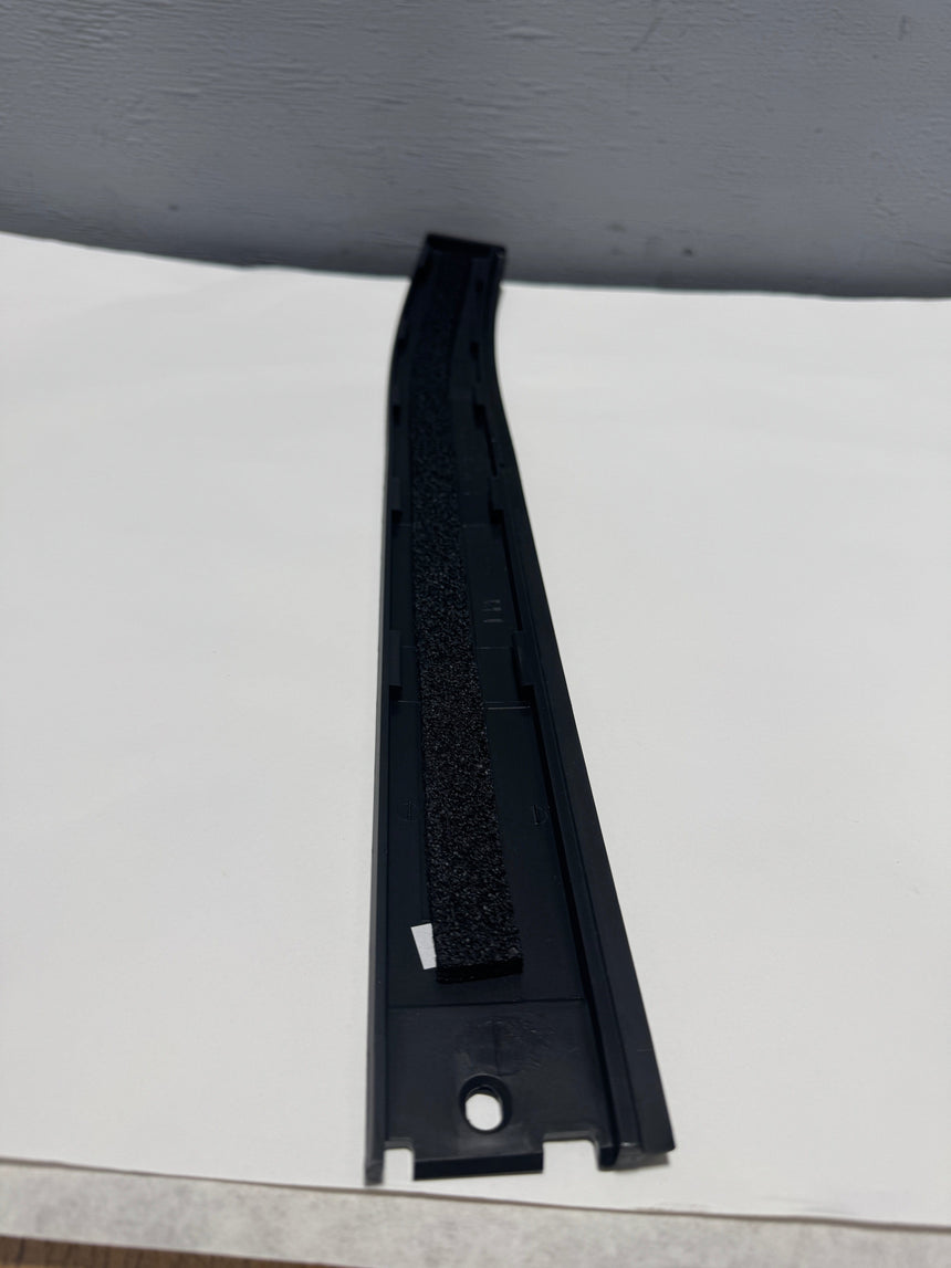 2018-2024 Expedition or Navigator Driver Side Roof Molding OEM - Unpainted