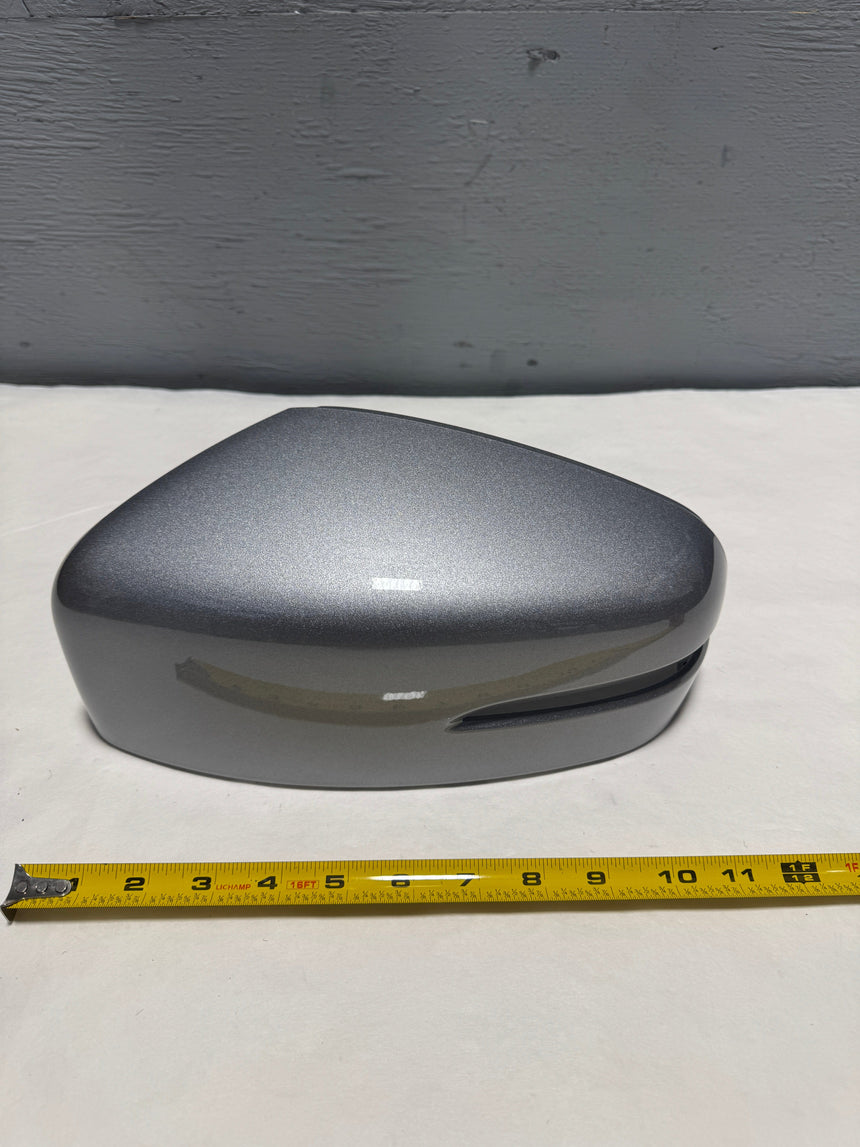 2018-2024 Honda Odyssey Driver Side Upper Mirror Cover NH830M Silver For Turn Signal Equipped Mirror Only