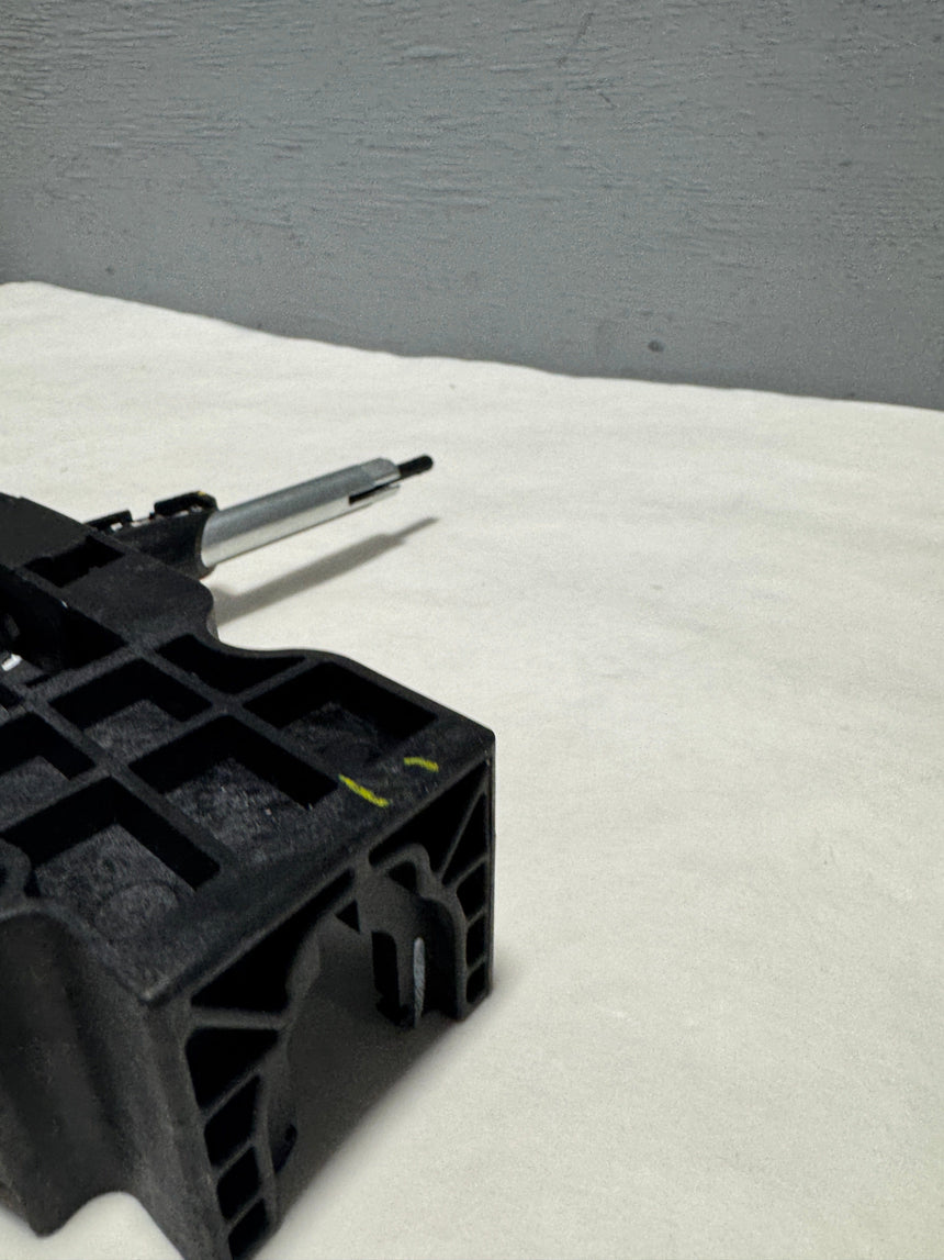 2018 Chevrolet Traverse Transmission Gear Shifter Lever OEM