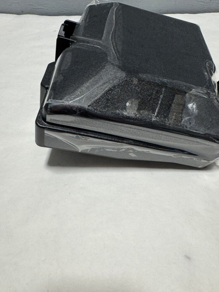 2019-2020 Kia Optima Non Hybrid Under Hood Fuse Box Upper Cover For 6 Speed Transmission Equipped Only