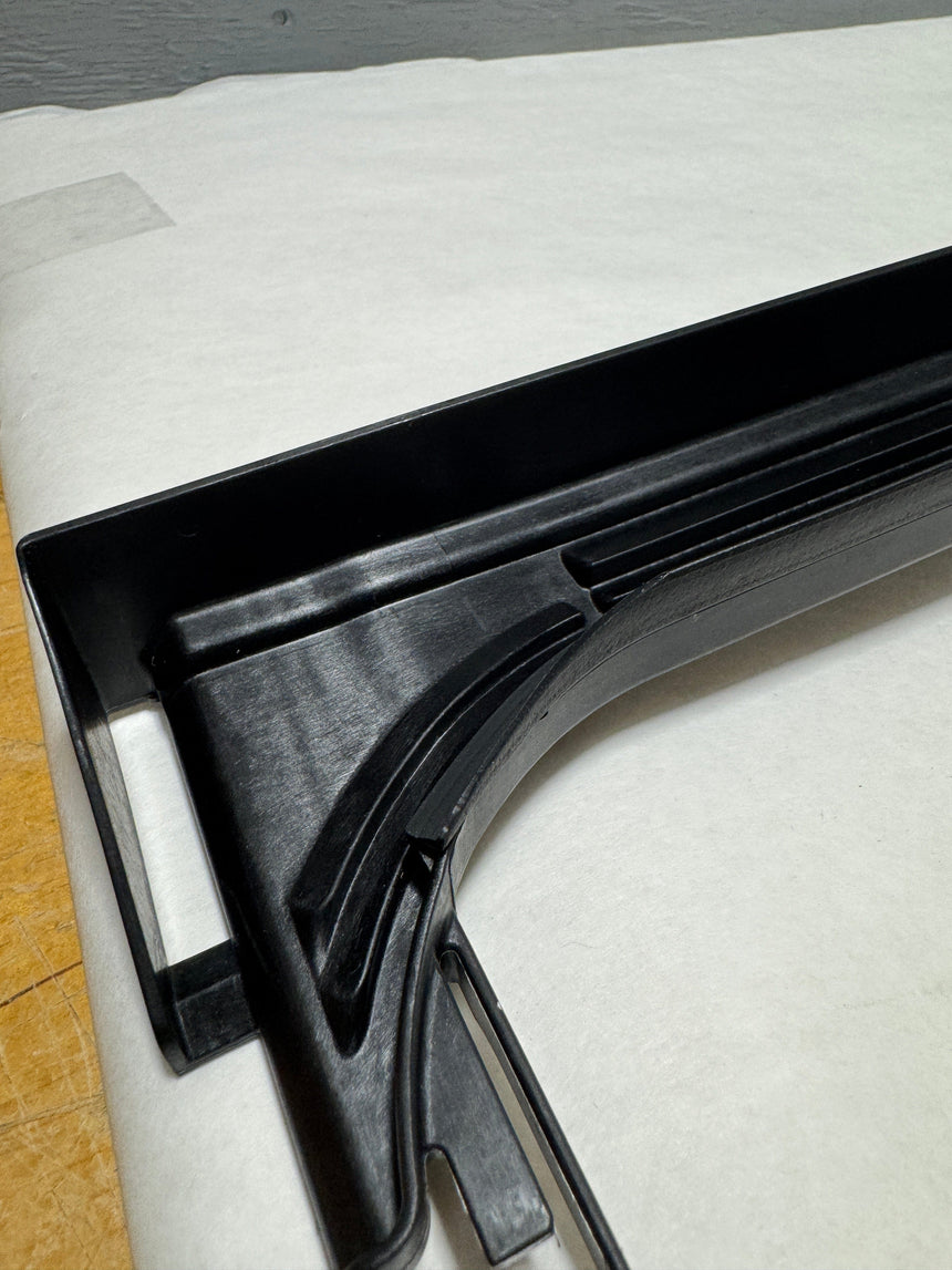 2019-2023 Silverado Sierra Crew Cab Sunroof Drip Rail OEM