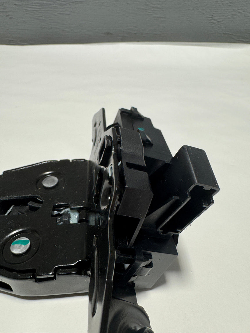2019-2024 Chevrolet Bolt Liftgate Latch OEM