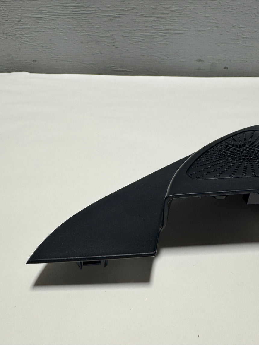 2019-2024 Kia Forte Passenger Front Door Corner Trim W/ Tweeter Genuine
